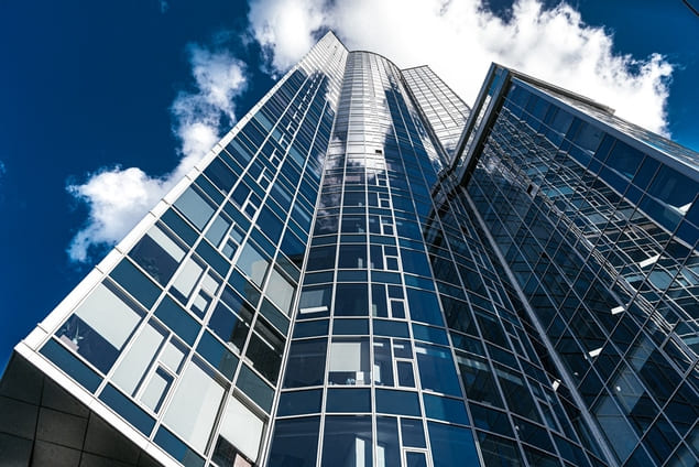 modern-office-buildings-in-the-financial-district-2021-08-29-12123075630170961926317655936171515955076926แแแ_66_1745984218_78296.jpg